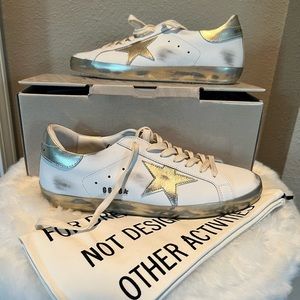 NWT Men’s Golden Goose Super Star Sneakers. Gold and White. Men’s Size 41 (IT).